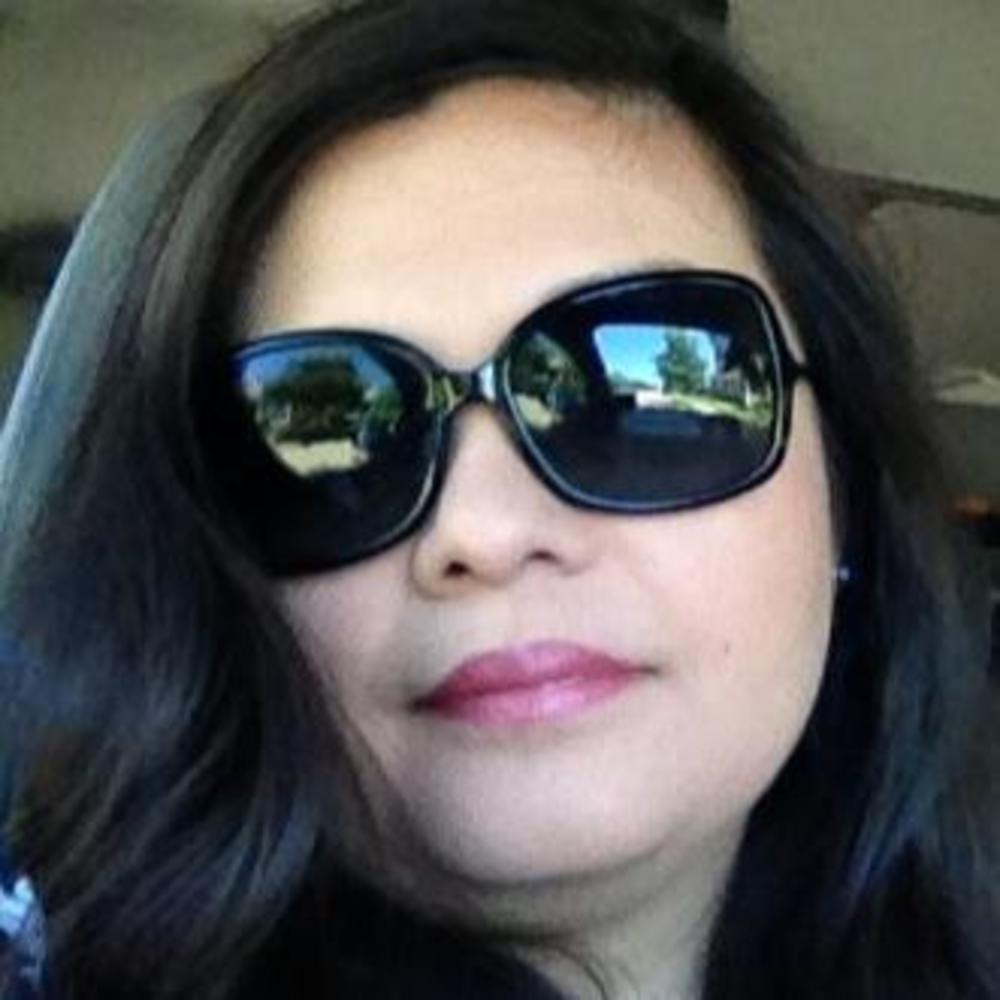 Meet your Posher, Monica